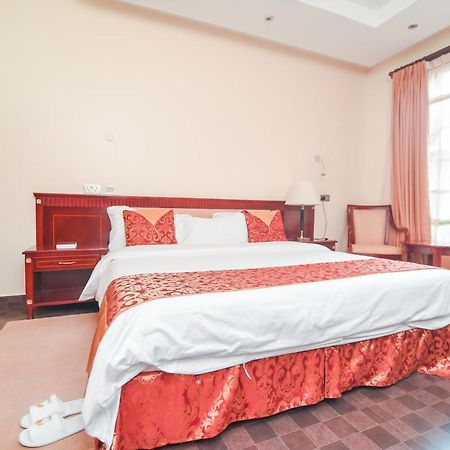 Falcon Heights Hotel Nanyuki Extérieur photo