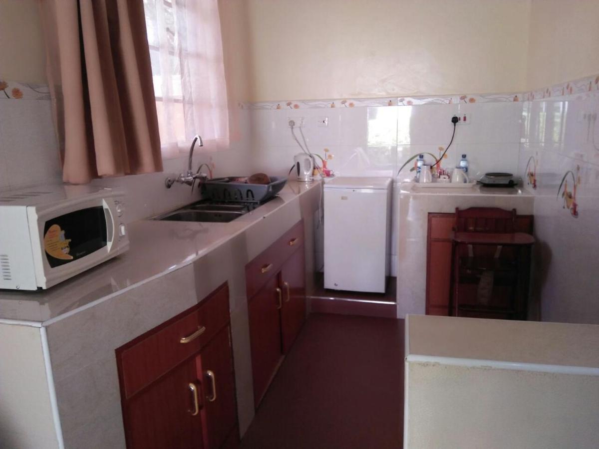 Falcon Heights Hotel Nanyuki Extérieur photo